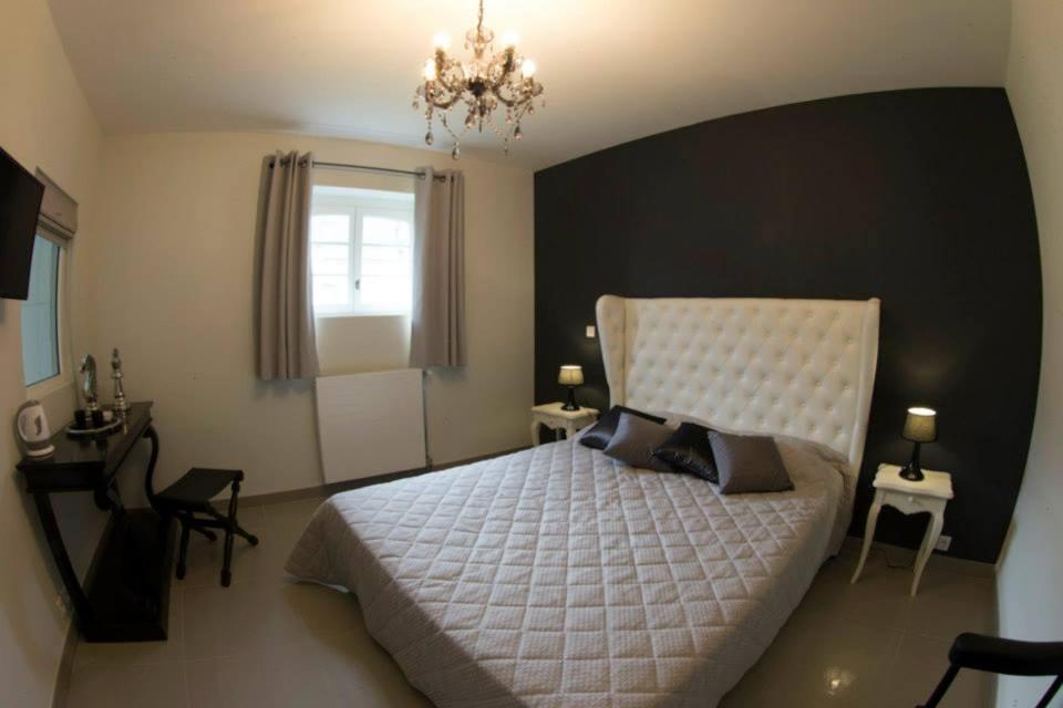 Le Parc De Crecy Bed and Breakfast Buitenkant foto