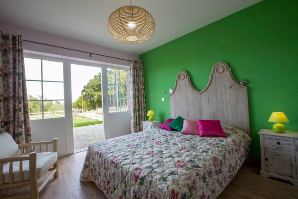 Le Parc De Crecy Bed and Breakfast Buitenkant foto
